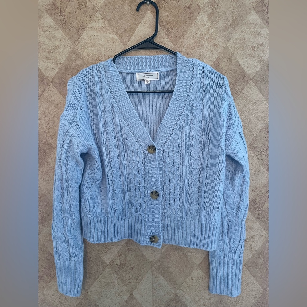 Woman’s Medium Baby Blue No Comment Botton down sweater with sweater cami